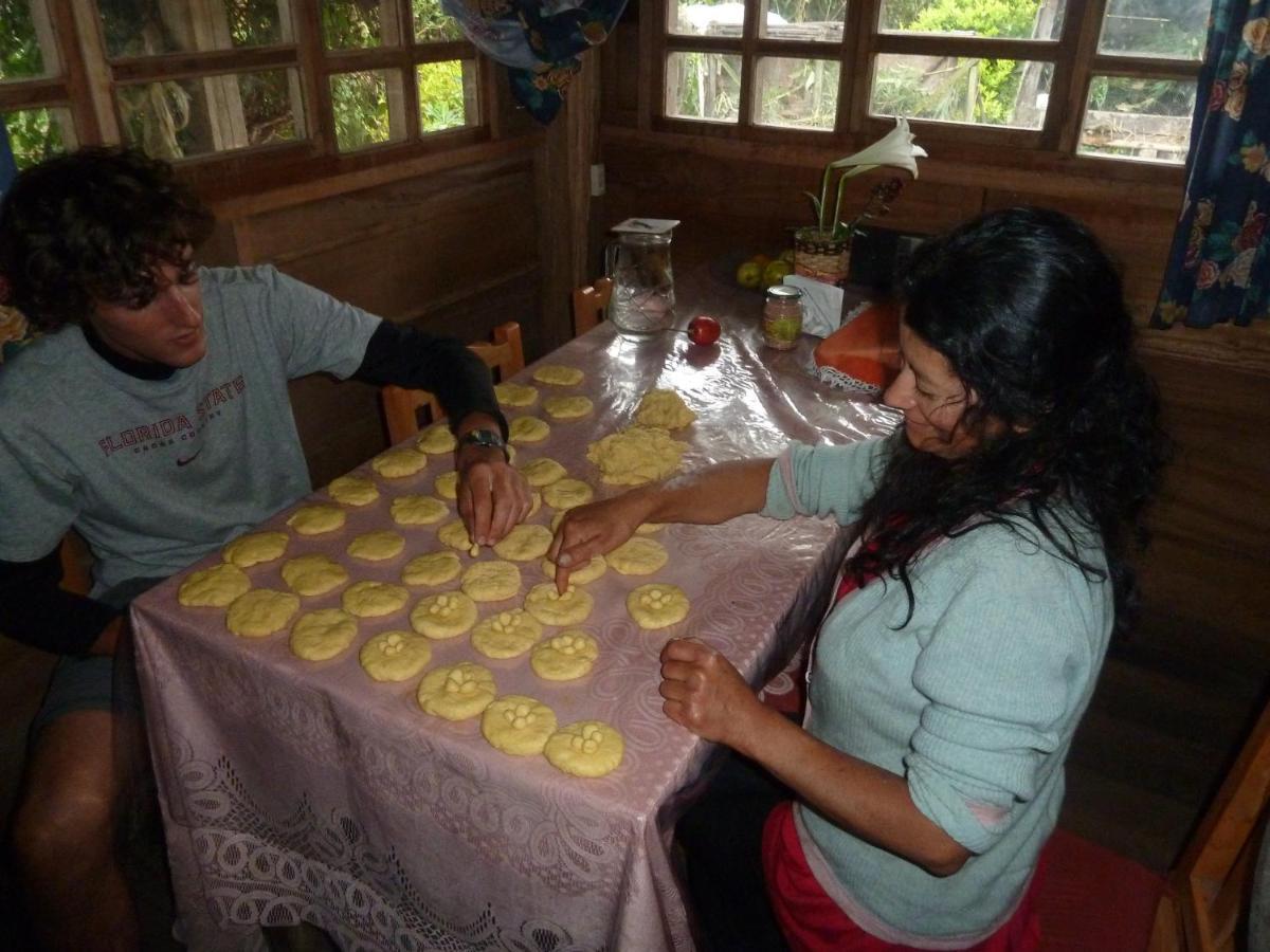 Patricia And Ned'S Cloud Forest Farm Cotacachi Exterior photo